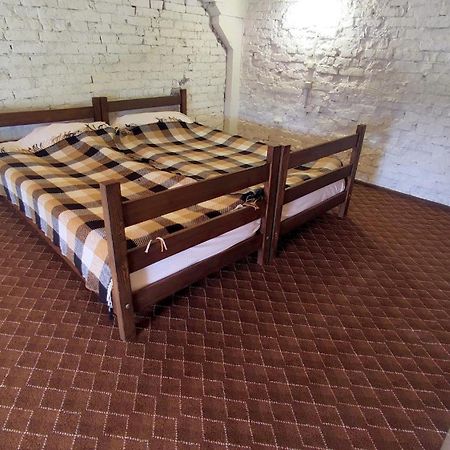 Дворівневі Апартаменти-Лофт У Старому Місті Kam'janec'-Podil's'kyj Esterno foto